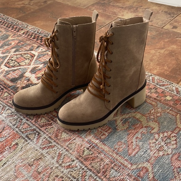 Jamie Boot Latte 8 - Picture 4 of 9